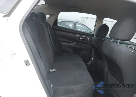 2015 Nissan Altima z USA, uszkodzony, nr VIN 1N4AL3AP5FC253241